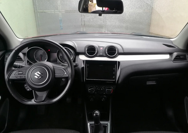 Suzuki Swift cena 39900 przebieg: 110700, rok produkcji 2017 z Gostyń małe 191